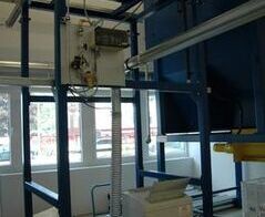 Absaug- und Entsorgungsanlage in einem Druckzentrum / Extraction and waste disposal system of a printing plant