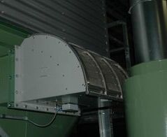 Absauganlage mit Brikettierpresse an einer Hülsenschneidmaschine / Extraction system with a briquetting press on an cartridge cutting machine