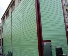 Absaug- und Entsorgungsanlage in einer Datenverarbeitung / Extraction and waste disposal system of a data processing center