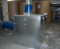 Absaug- und Entsorgungsanlage für drei Rotationsdruckmaschinen / Extraction and waste disposal system at three rotary printing machinery