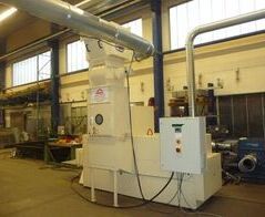 Absauganlage mit Schredder und Ballenpresse / Extraction system with disintegrator and baler