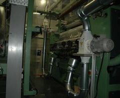 Randstreifenabsauganlage für Folien / Extraction system for film edge strips