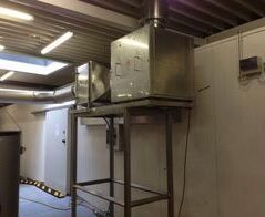 Absauganlage mit Tropfenabscheider für eine Blanchieranlage / Extraction system for a blanching plant
