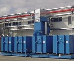 Absaug- und Entsorgungsanlage für Randstreifen mit zwei vollautomatischen Verdichtungsanlagen / Extraction system for edge strip incl. two press plants