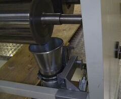 Randstreifenabsauganlage für Folie / Extraction system for edge strip of interlayer / Extraction system for edge strip of interlayer