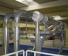 Randstreifenabsauganlage für Folie / Extraction system for edge strip of interlayer / Extraction system for edge strip of interlayer