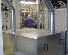 Randstreifenabsauganlage für Folie / Extraction system for edge strip of interlayer / Extraction system for edge strip of interlayer