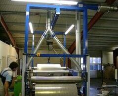 Randstreifenabsauganlage und Bahnabsaugung / Extraction system for edge strip and panel
