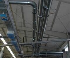 Absauganlage für Kunststoffverpackungen an zehn Tiefziehmaschinen / Extraction system for plastic packaging in 10 thermoforming machines