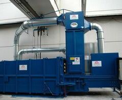 Absaug- und Entsorgungsanlage für Kartons mit Kartonagenschredder / Extraction and disposal facility for cartons with cardboard shredder