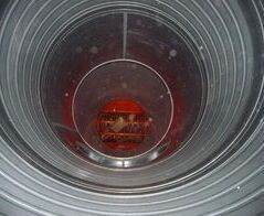 Kartonagenentsorgungsanlage / Cardboard waste disposal facility