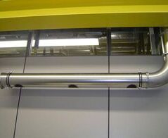 Metallabsauganlage im Werkzeugbau / Metal extraction system in tool making