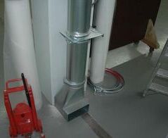 Extraction and waste disposal system for plastic chips