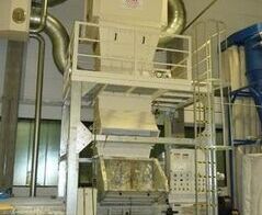 Extraction system for film edge strips