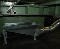 Extraction system for plastic packaging in 10 thermoforming machines