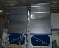 Extraction system for plastic packaging in 10 thermoforming machines